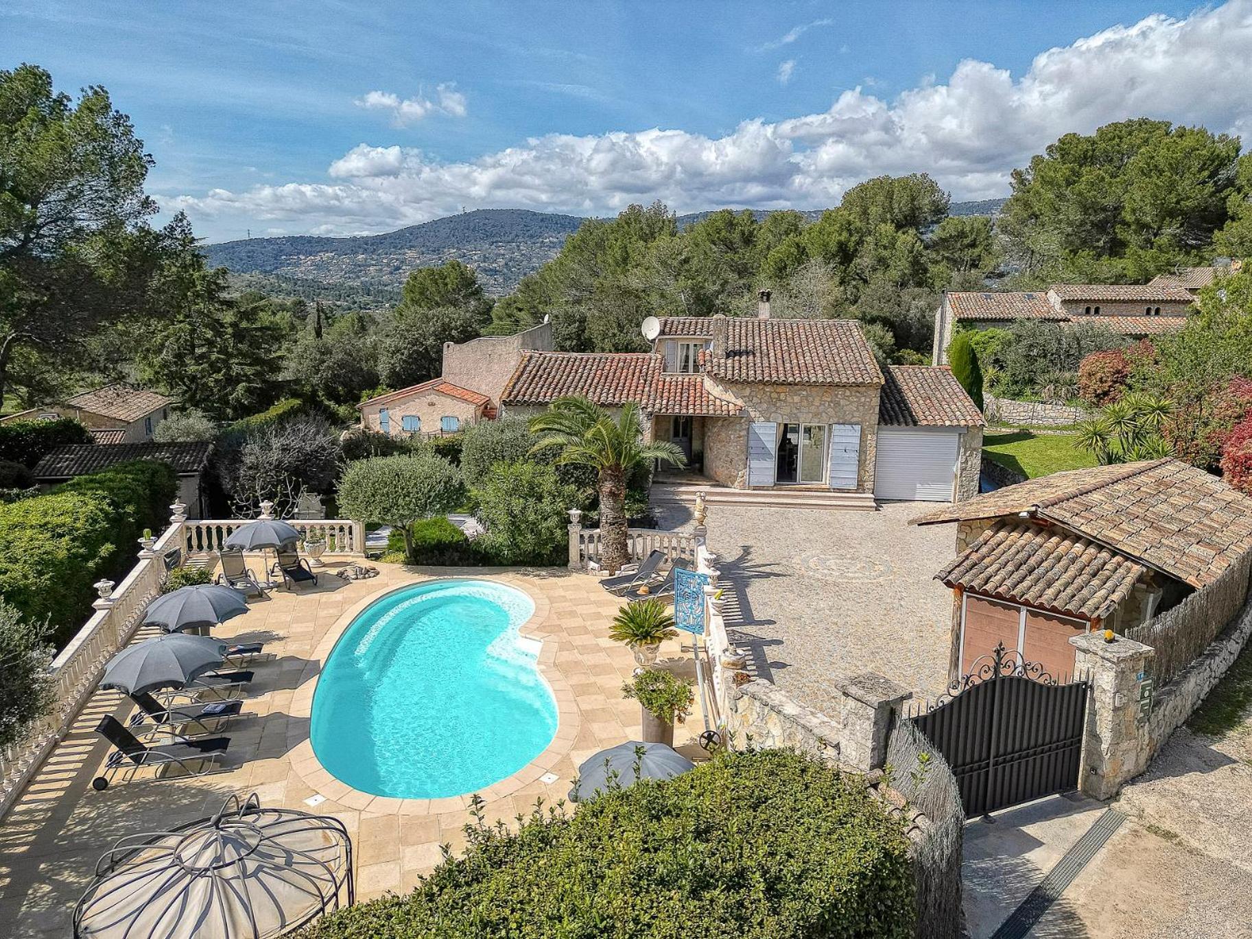 Gite Les Pins Climatise Piscine Chauffee Jardin Peymeinade Exterior photo